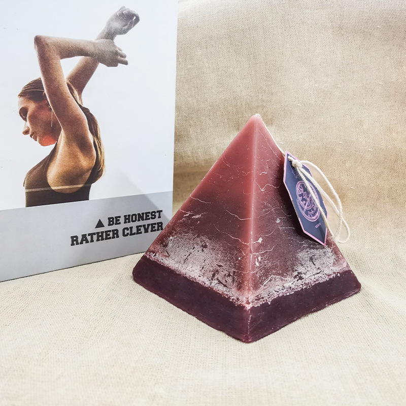 Candela di cristallo di lusso da 250 g Candele piramidali profumate fatte a mano con zodiaco con cristalli